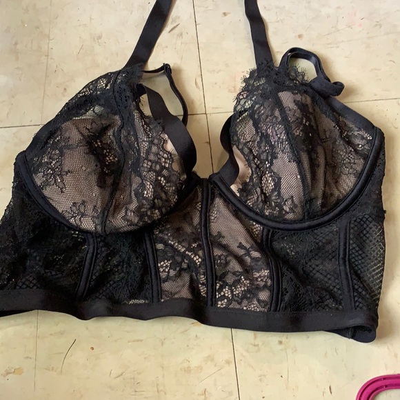 Bra - Picture 1 of 2